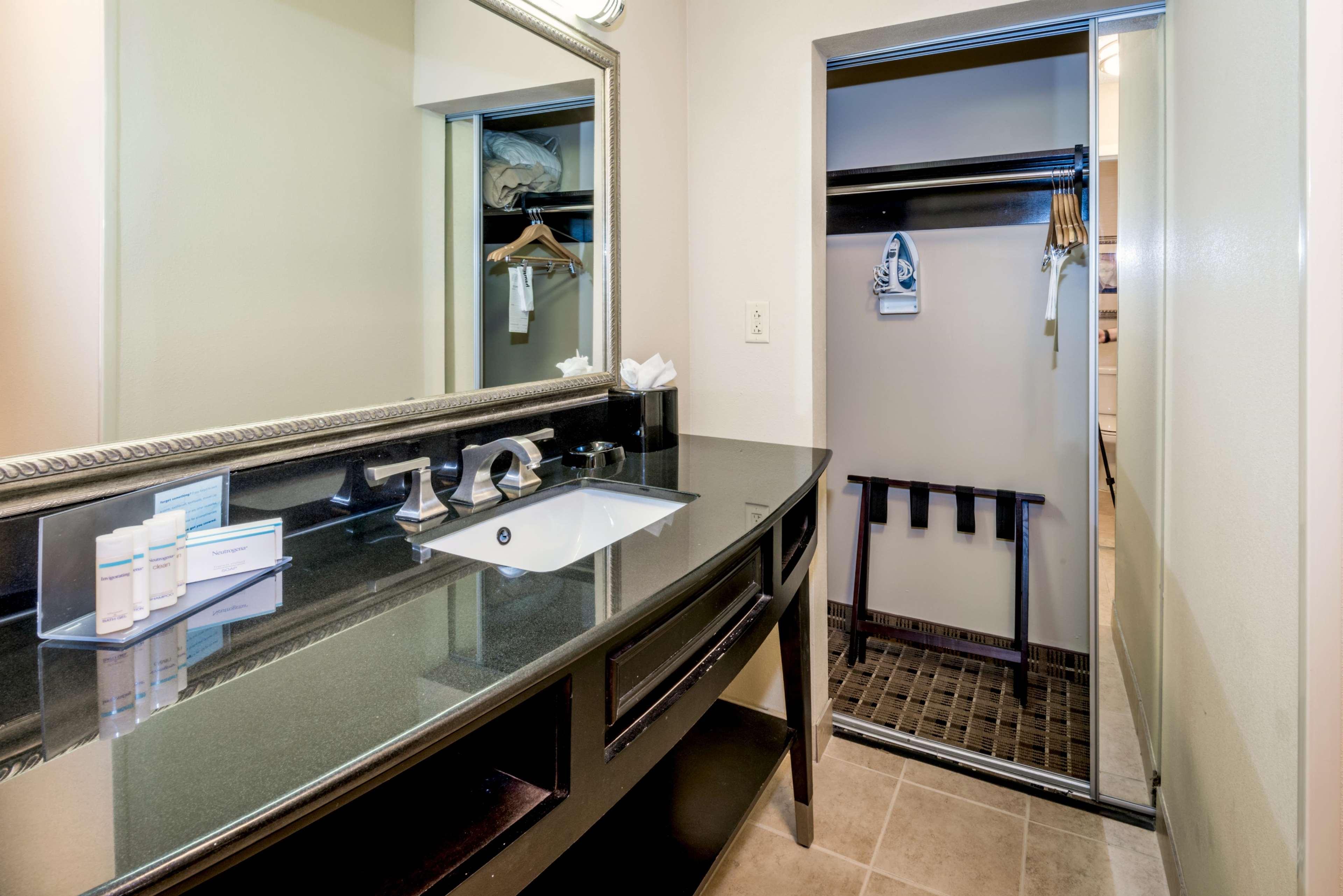 Hampton Inn & Suites Montgomery-Downtown Zewnętrze zdjęcie