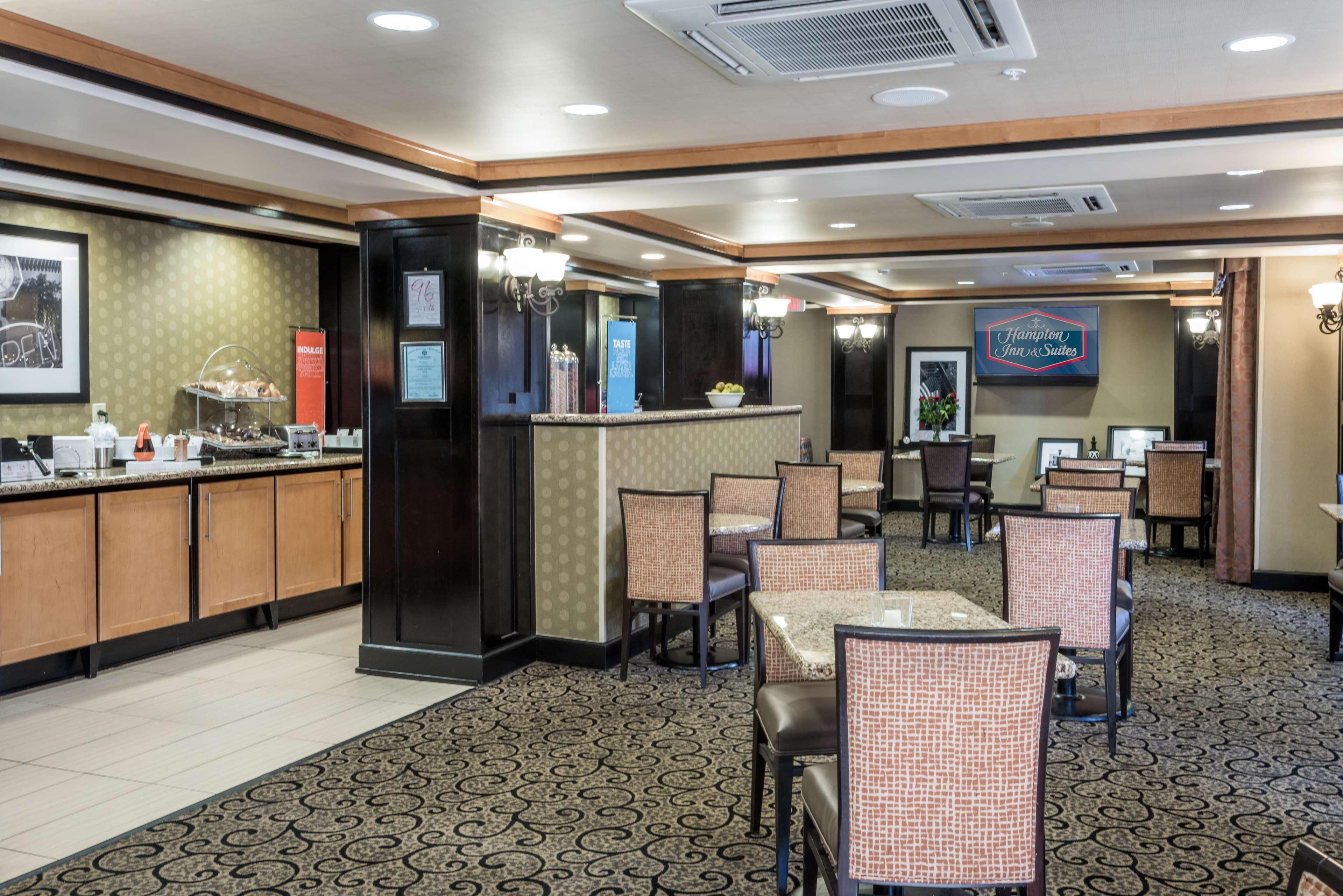 Hampton Inn & Suites Montgomery-Downtown Zewnętrze zdjęcie