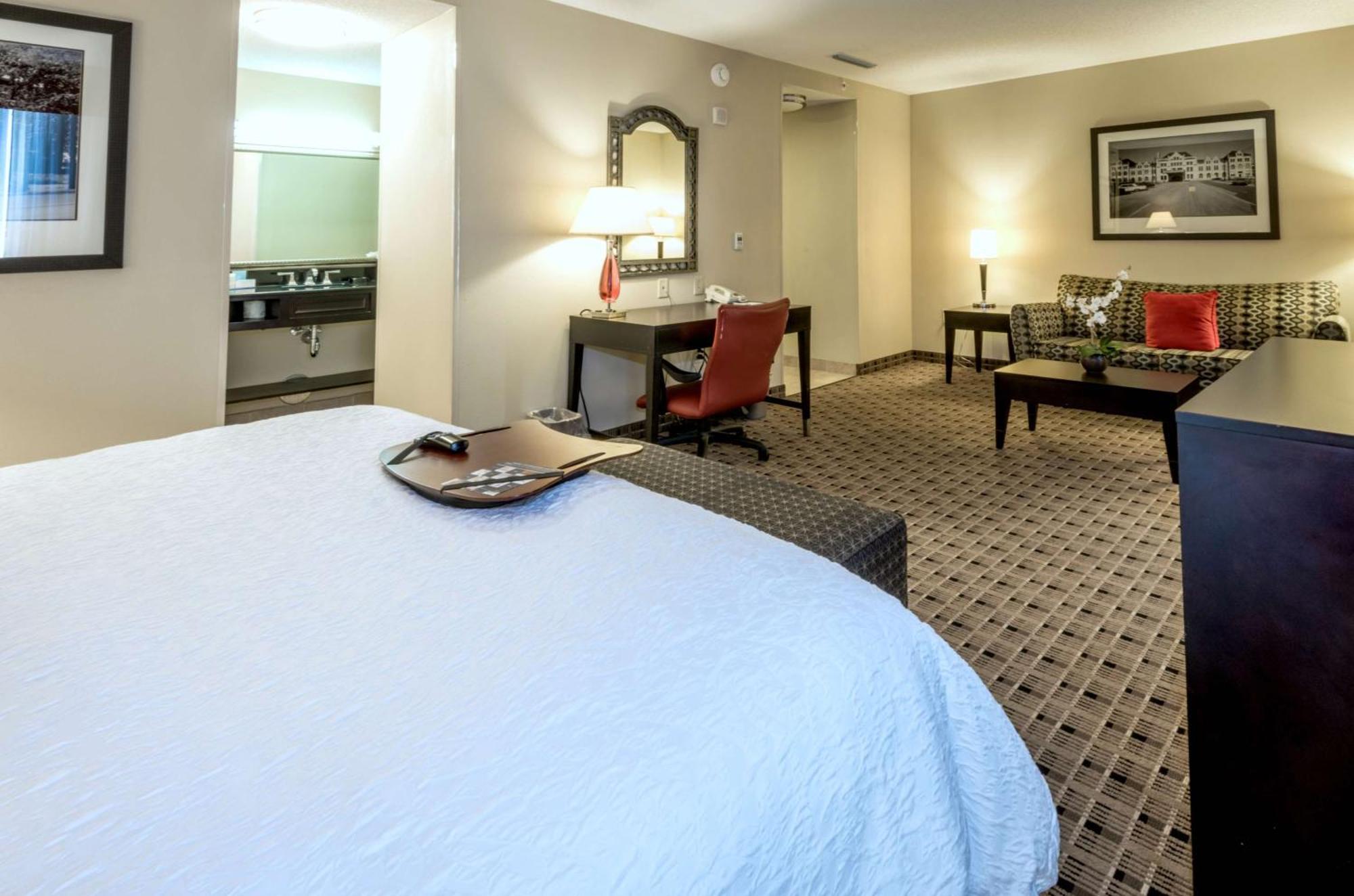 Hampton Inn & Suites Montgomery-Downtown Zewnętrze zdjęcie